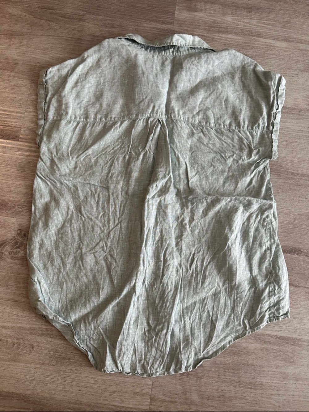 Rachel Zoe Light Sage Green Linen Button-Down Shirt - Picture 6 of 7